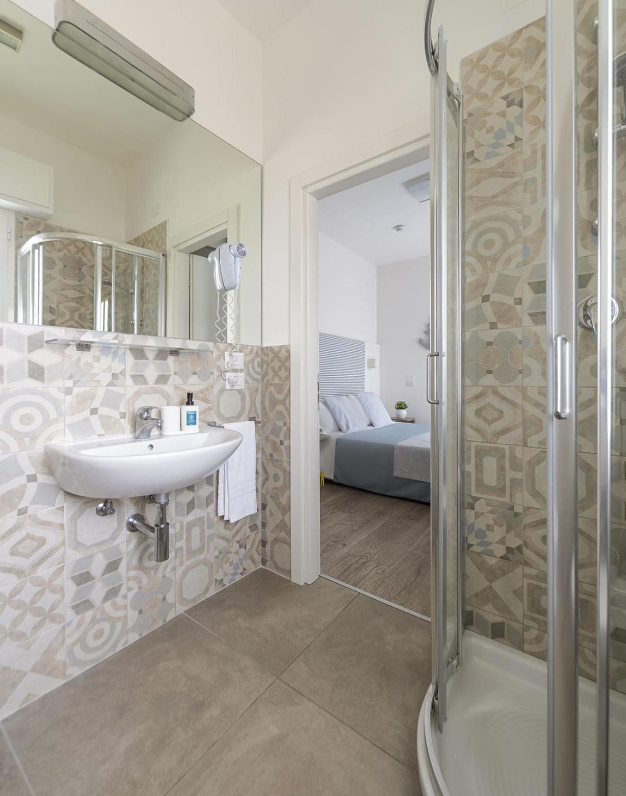 ריצ'יונה Hotel Annalisa מראה חיצוני תמונה