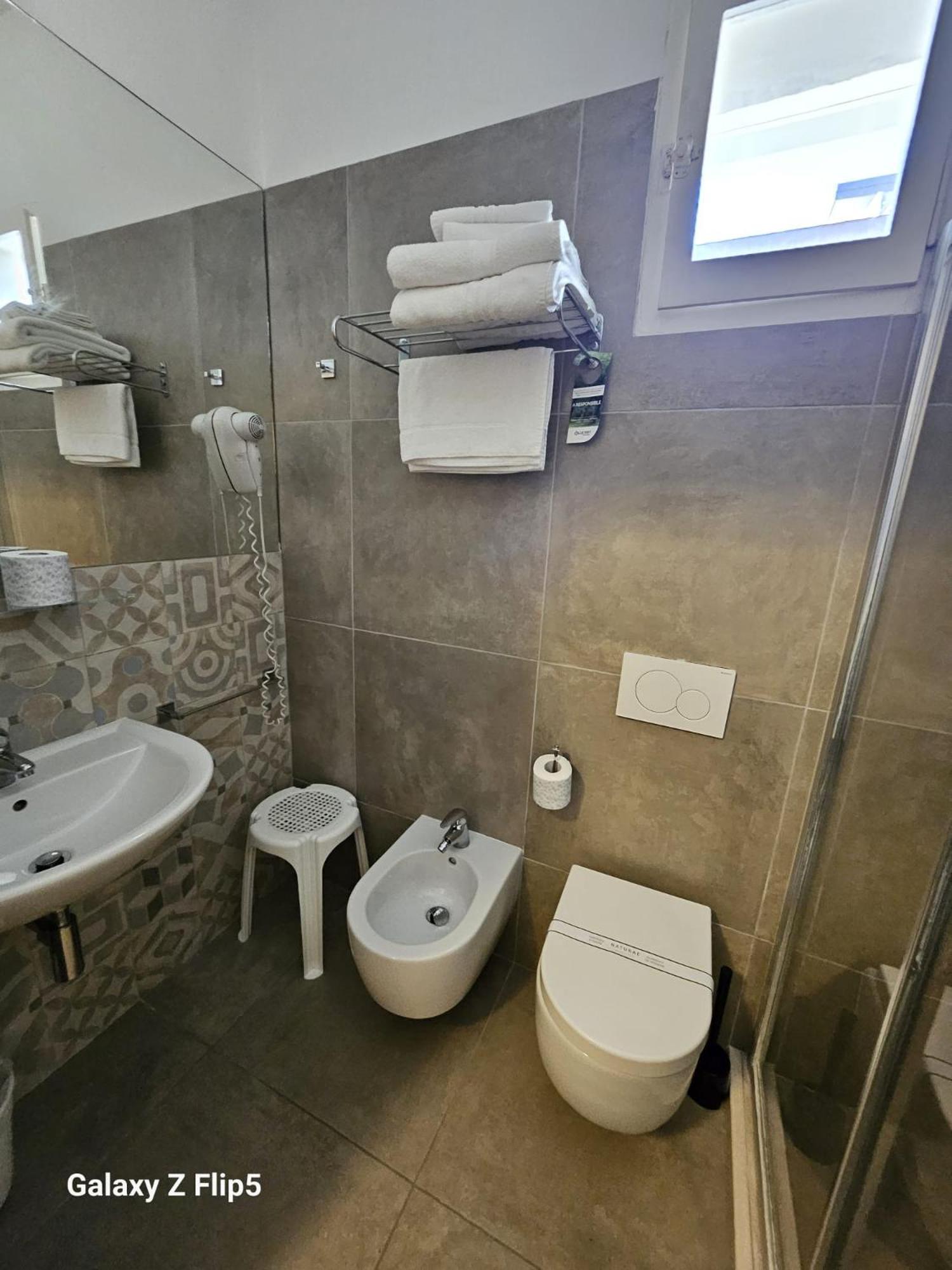 ריצ'יונה Hotel Annalisa מראה חיצוני תמונה