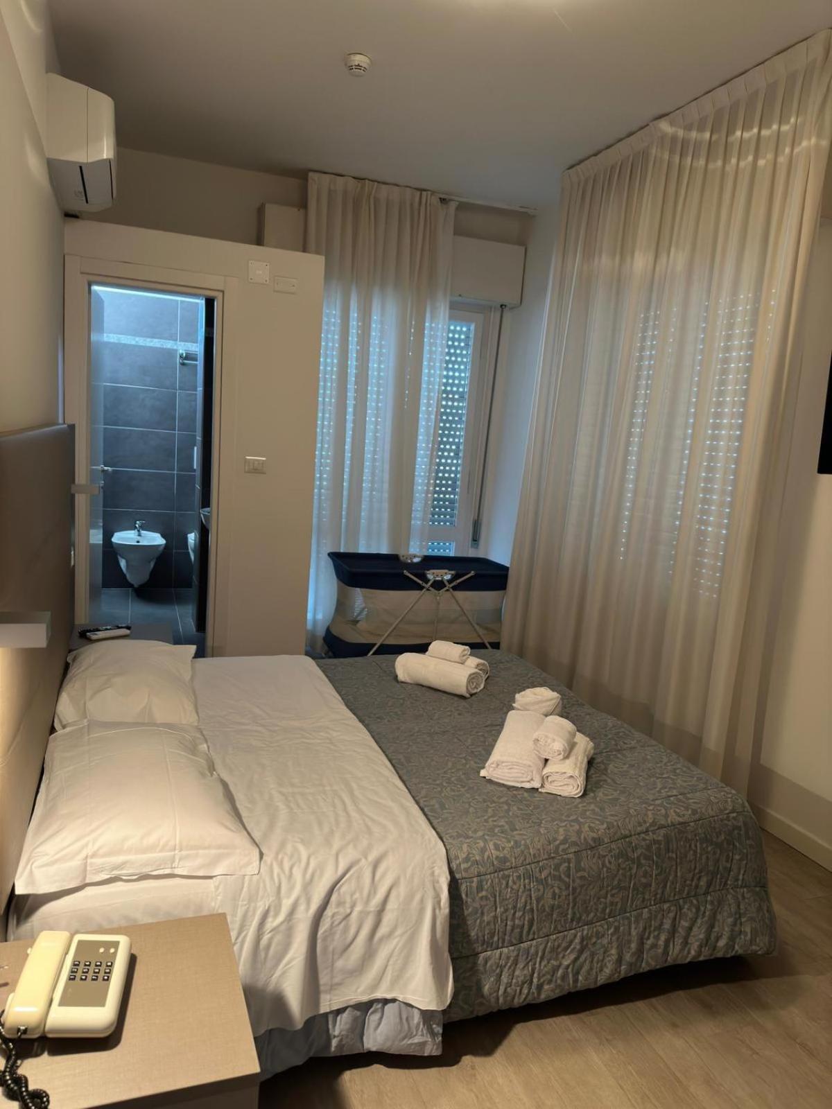 ריצ'יונה Hotel Annalisa מראה חיצוני תמונה
